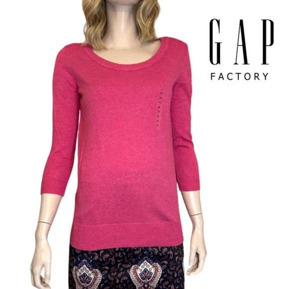 GAP Pullover Sweater Soft Cotton Rayon Blend Rose Fuchsia Bracelet Length Sleeve - Picture 12 of 14